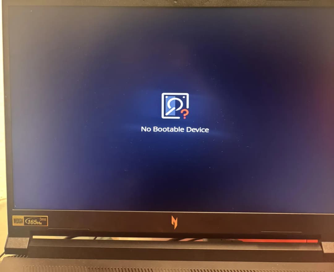 Jak naprawić błąd no bootable device w Acer i przywrócić system